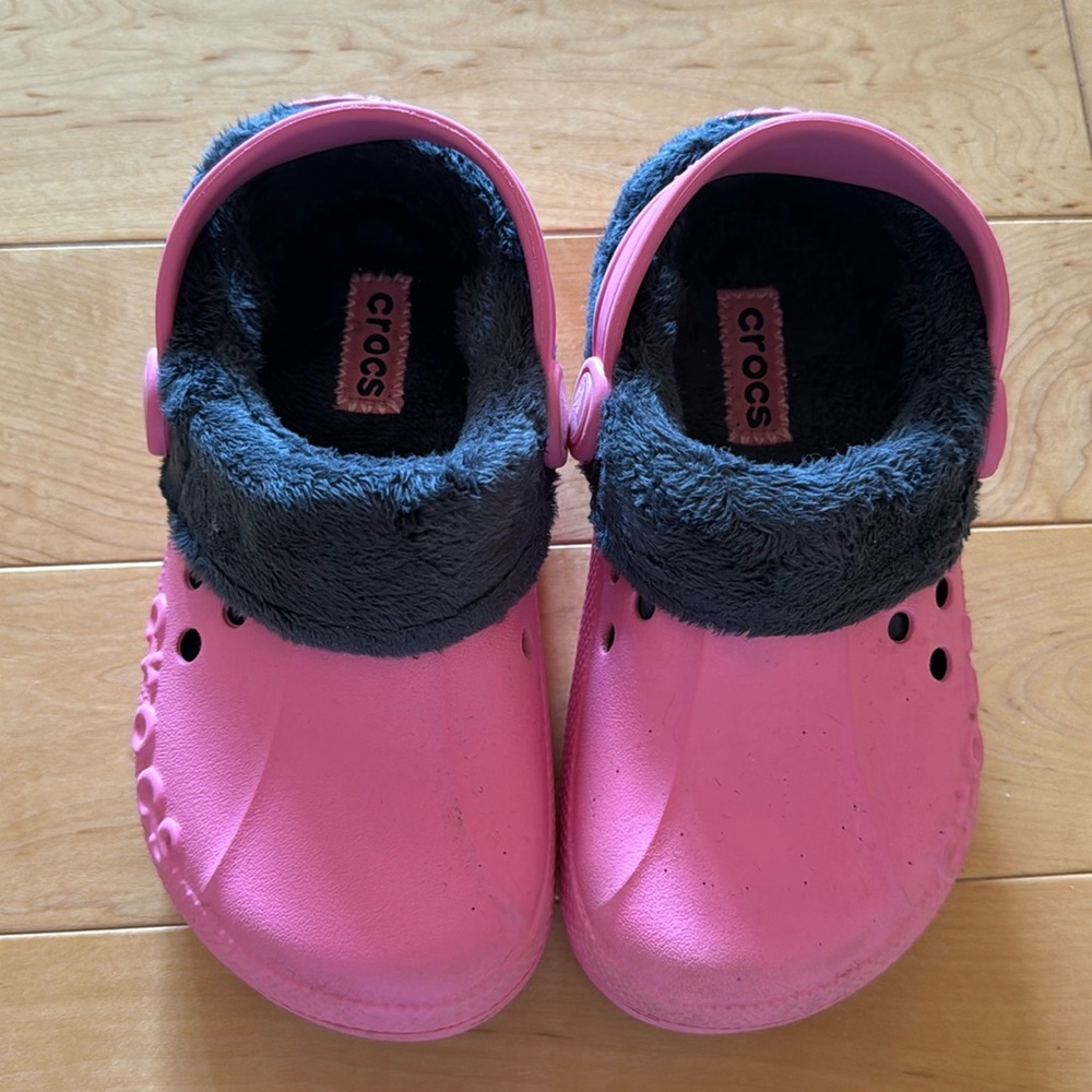 CROCS Kids Shoes in Pink and Black
